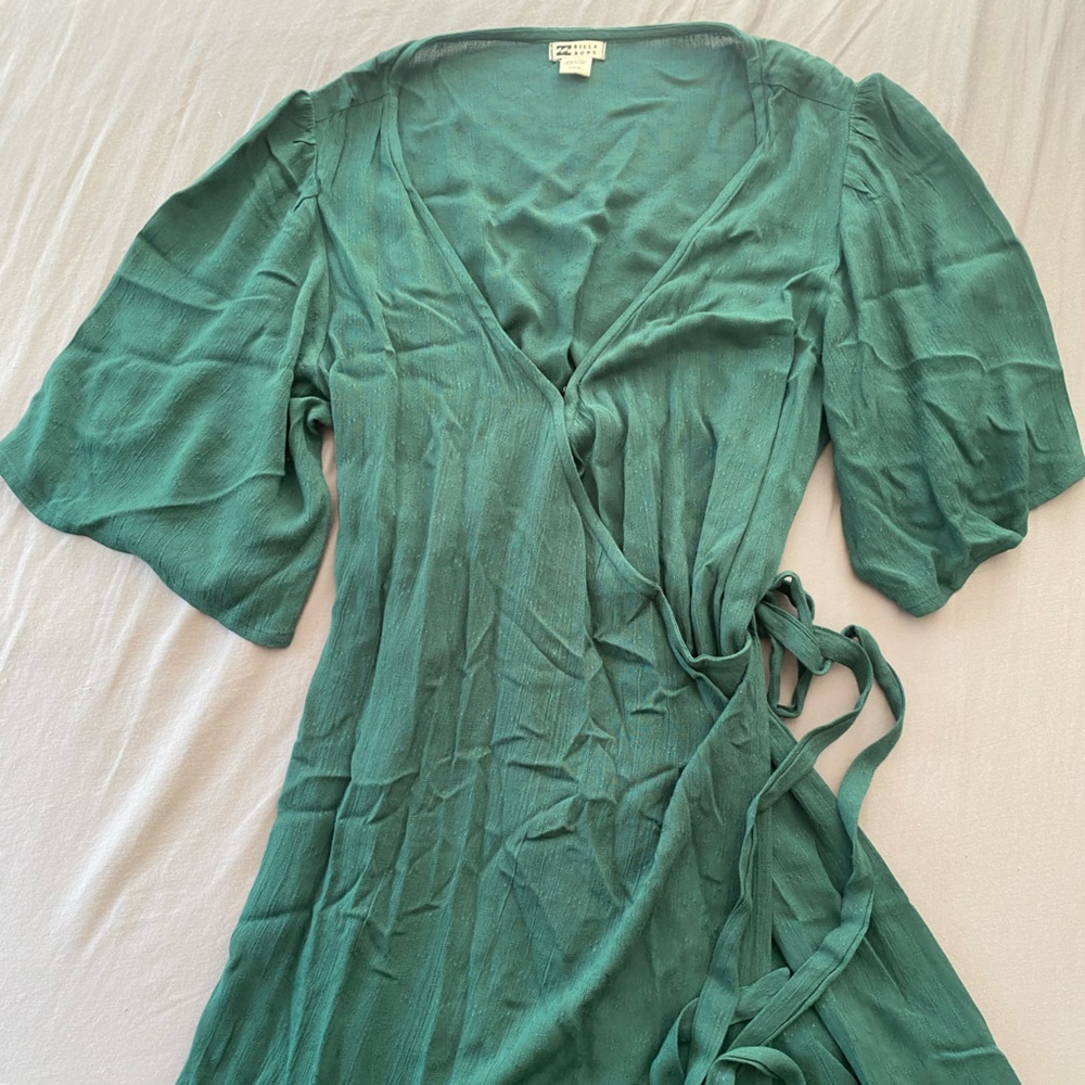 Green billabong dress size medium